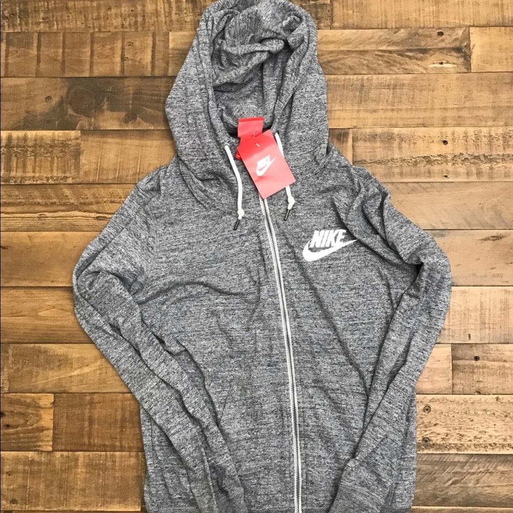 NWT WOMENS Nike sweater
